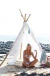 hadid_lara_stone_victorias7